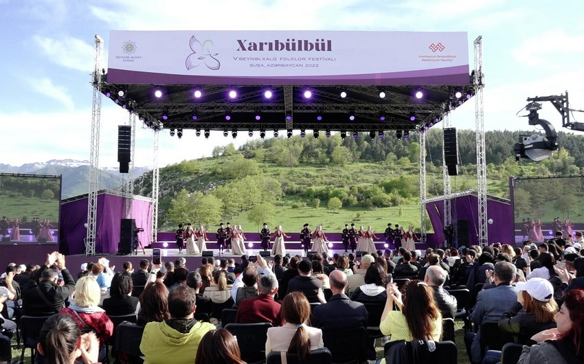 Nazirlik “Xarıbülbül” Festivalının keçirilməsi üçün bu şirkətə 1,9 milyon manat verəcək