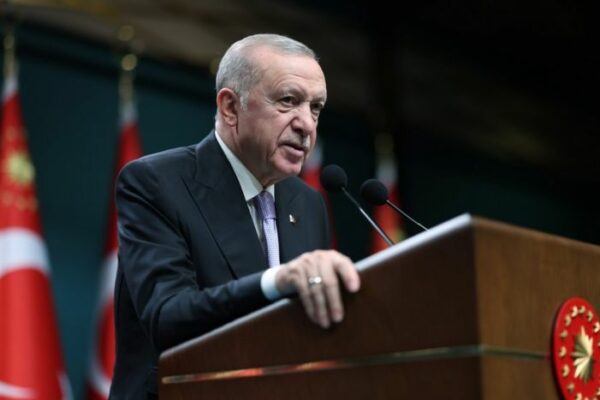 Ərdoğan: Türkiyə terrorla mübarizəyə iki trilyon dollar xərcləyib