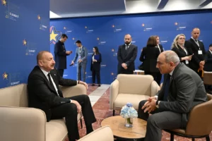 İlham Əliyevin Albaniyada Nikol Paşinyanla qısa görüşü olub