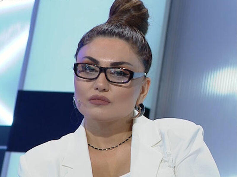 Şəbnəm Tovuzlu:“Əməkdar artistə yerini göstərdim”