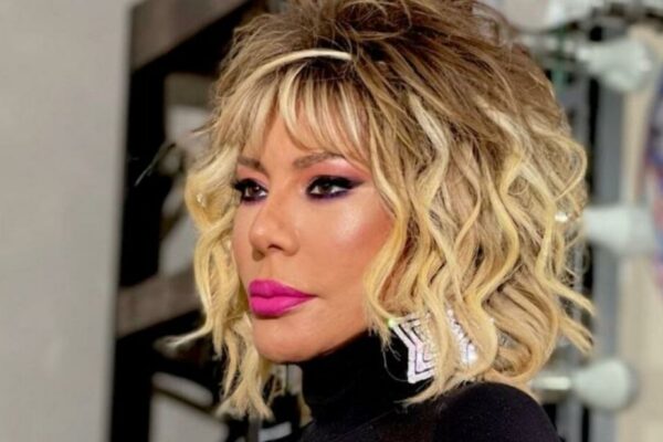 Brilliant Dadaşova:”Nənəm bacıma deyirdi ki, qızını Brilliantın yanından çək, ərə getsin”