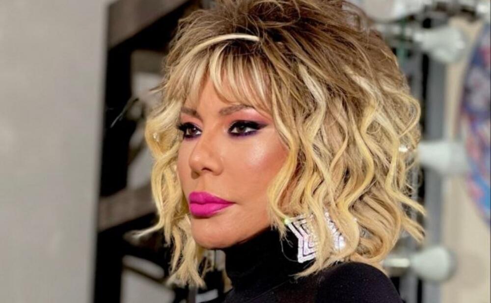 Brilliant Dadaşova:”Nənəm bacıma deyirdi ki, qızını Brilliantın yanından çək, ərə getsin”