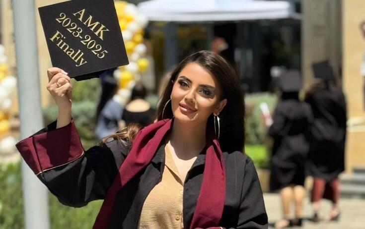Azərbaycanlı müğənni məzun oldu – FOTO