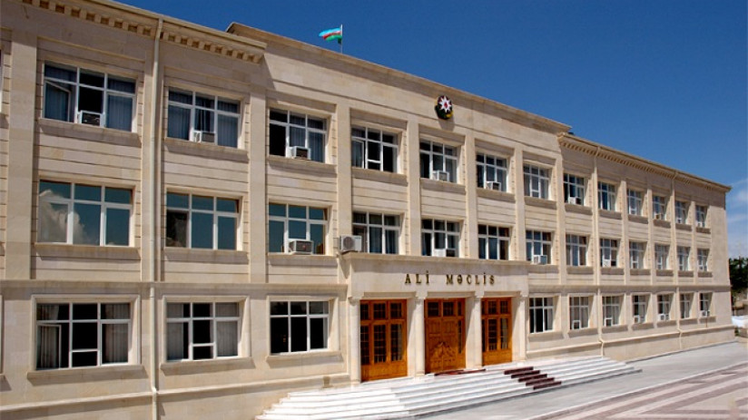 Milli Məclis Naxçıvan Konstitusiyasına dəyişiklikləri qəbul edib 