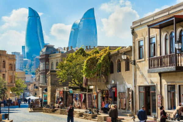 Gürcüstan turizm gəlirlərində Azərbaycanı 3 dəfə üstələyib
