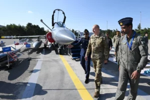 Azərbaycanın 40 ədəd JF-17 qırıcısı alması təsdiqləndi – Rəsmi