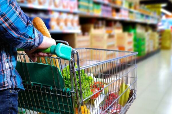 Bu marketlərdə məhsul üzərində göstərilən qiymətdən baha satılıb – Cərimələndilər