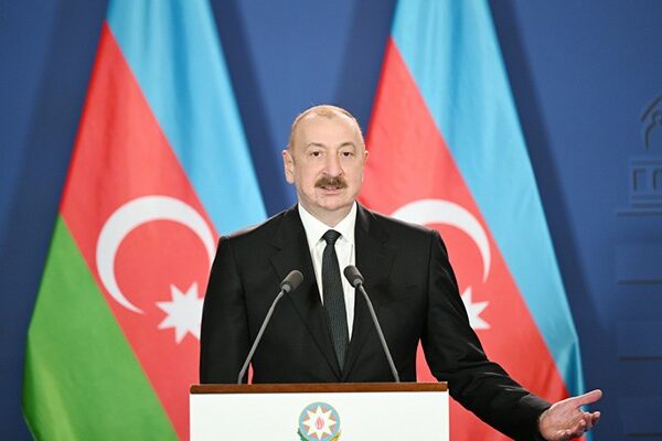 “Hüdudlarımızın kənarında da sülh nə qədər tez təmin edilərsə, bir o qədər yaxşı olacaq”