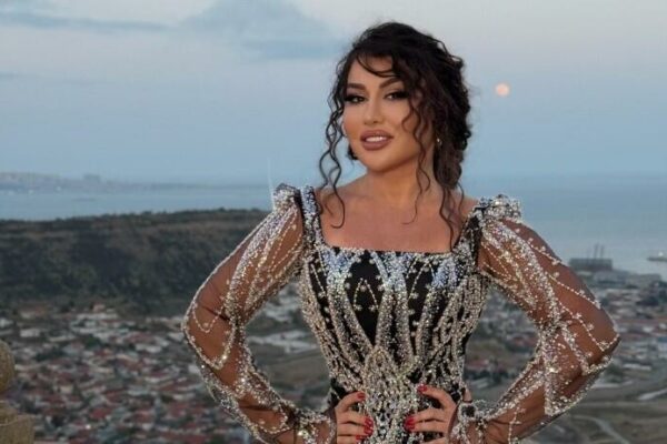 Fatimə Fətəliyeva:”23 ildir Amsterdamda yaşayır”