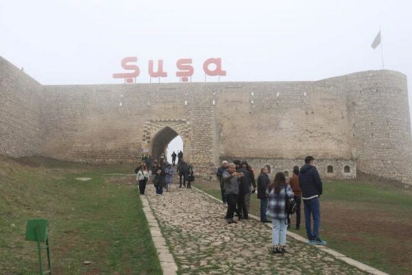 Qarabağda gecələyən əcnəbi turistlər otellərdə qalmırlar