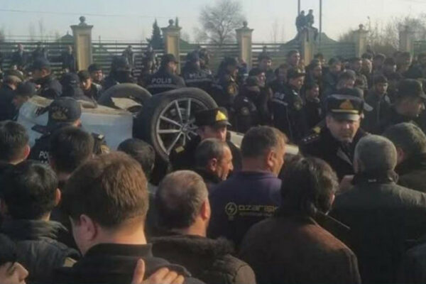 İmişlidə məktəblilərin öldüyü qəzadan sonrakı etirazlara görə tutulanlara hökm oxunub