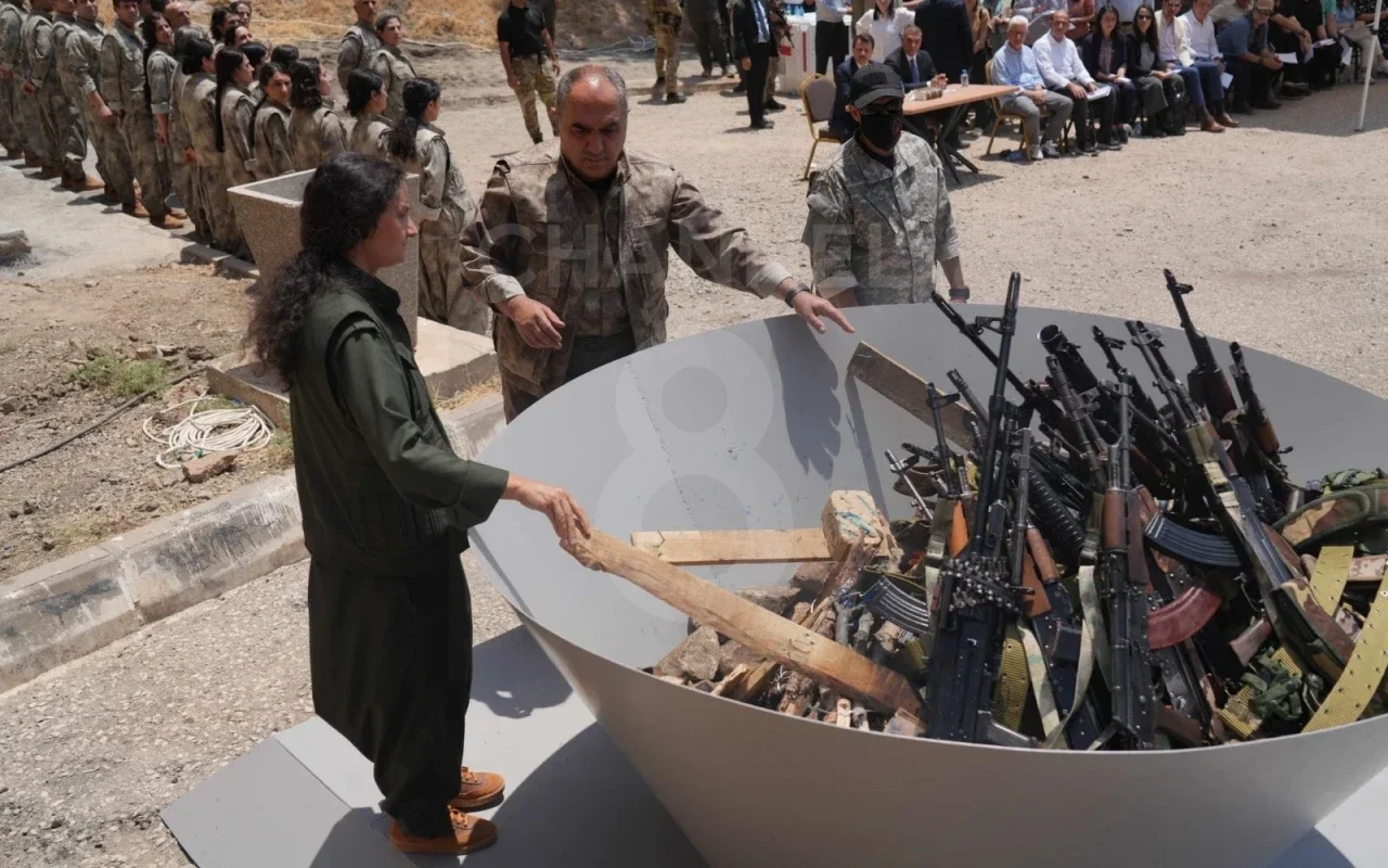 PKK silahlarını yerə qoyur – Tarixi proses başladı