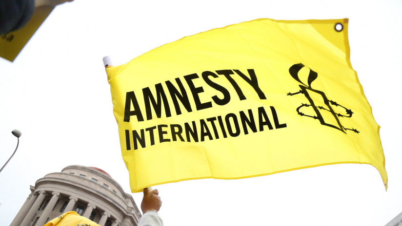 “Amnesty International”: Azərbaycanda müstəqil media qurumu qalmayıb 
