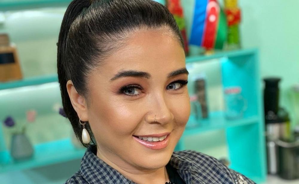 Elnarə Xəlilova:”Ailəm, 4 övladım olmasının paxıllığını çəkirlər”