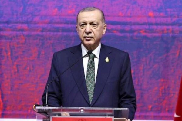 “Əbu-Dabidəki Azərbaycan-Ermənistan sülh danışıqlarını diqqətlə izləmişik” – Ərdoğan