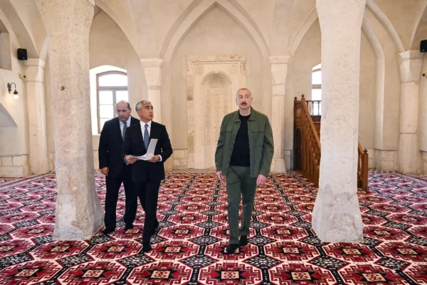 Ağdamda tarixi məscidin binasının bərpadan sonra açılışı oldu – Fotolar