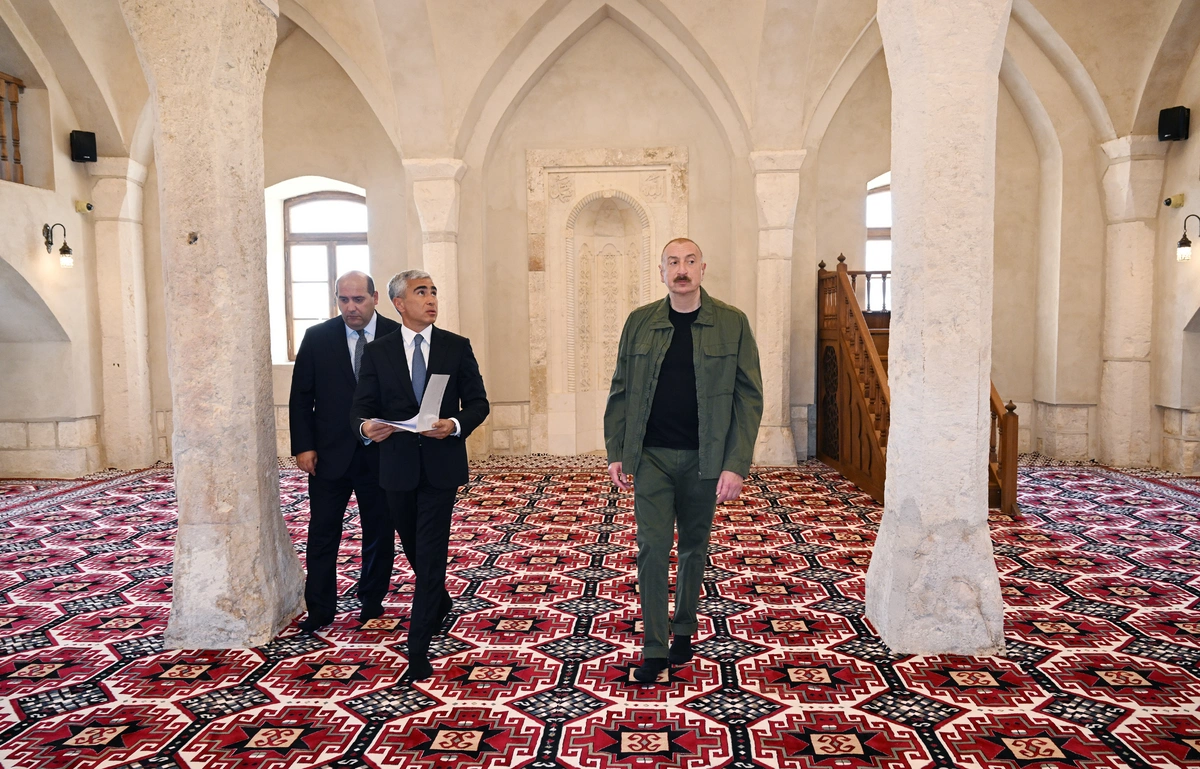 Ağdamda tarixi məscidin binasının bərpadan sonra açılışı oldu – Fotolar