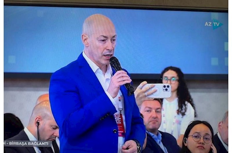 İlham Əliyev Dmitri Qordonun sualını belə cavab verib: “Heç vaxt işğalla barışmayın”