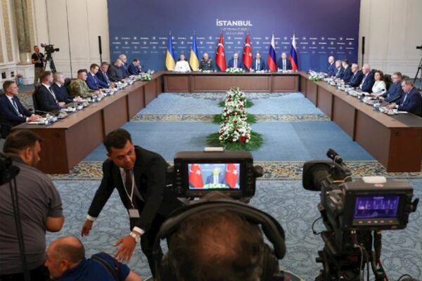 Rusiya və UKrayna danışıqları cəmi 40 dəqiqə çəkdi