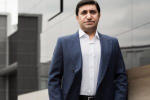 Qod Nisanovun oğlunun toyuna getmək istədi, Rusiyaya buraxılmadı