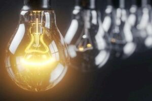 Elektrik enerjisi xaricə 9,6 qəpiyə, əhaliyə isə 11,1 qəpiyə satılır