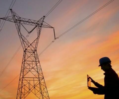 Naxçıvanda yaxın 5 ildə paylayıcı elektrik şəbəkəsində görüləcək işlər açıqlanıb