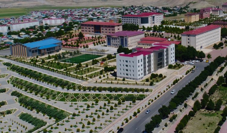 NDU-nu seçən ən yüksək ballı tələbələr 800 manatadək aylıq təqaüd imkanı qazana bilər