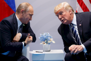 “Neftin qiyməti daha 10 dollar düşərsə, Putin müharibəni dayandıracaq” – Tramp