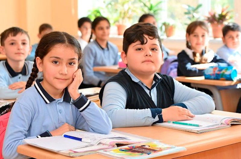 Şagirdlərin elektron yerdəyişməsi müddəti uzadıldı