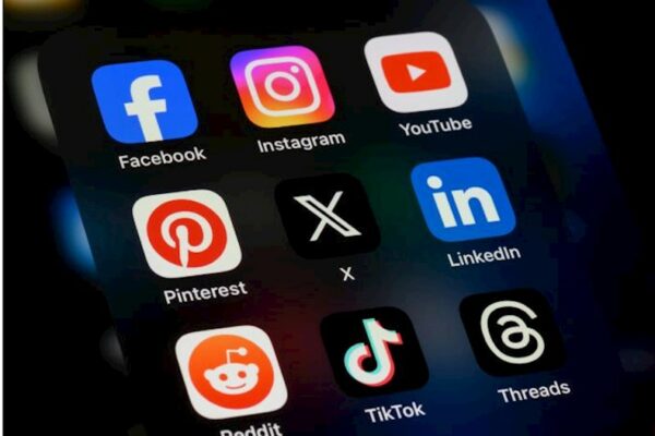Azərbaycanda sosial şəbəkələrin nə qədər istifadəçisi var? – Siyahı